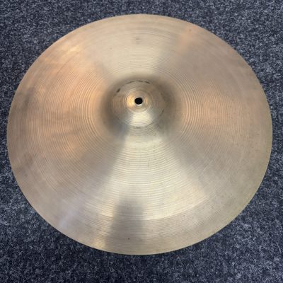 Zildjian A 18” 1290g Vintage 60’s 1990kr