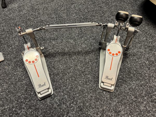 Pearl P932 Dubbelpedal 1590kr