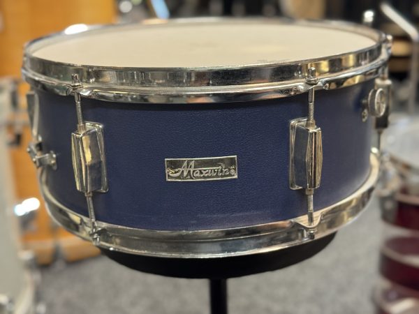 Maxwin 14”x5” Blue Naugahyde 690kr
