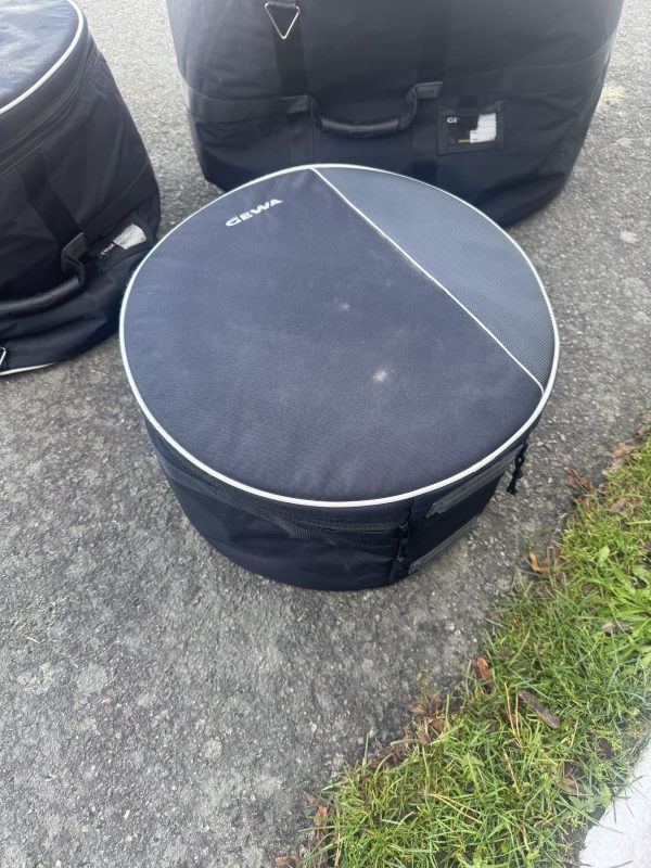 GEWA soft case 14” snare 390kr