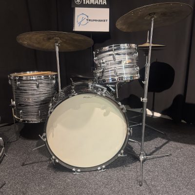 Pearl Super Deluxe Outfit 22,13,16” 8890kr
