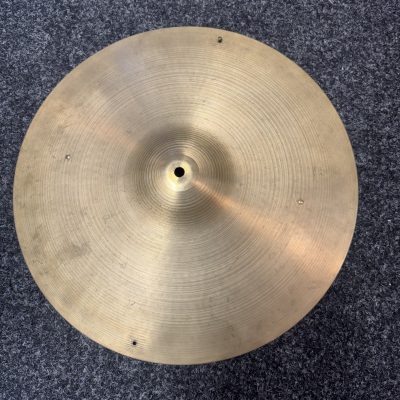 Zildjian A 18” Thin Crash 1290g w/rivets Vintage 60’s 1990kr