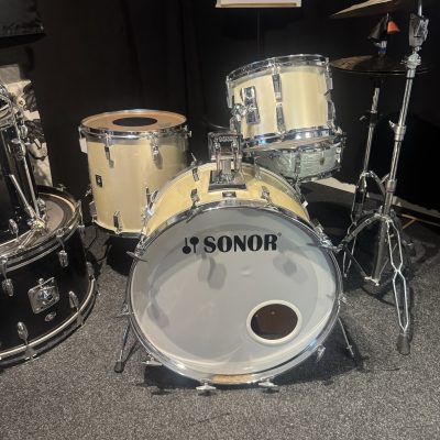 Sonor Phonic Metallic Silver 12”, 16”, 24” 8890kr