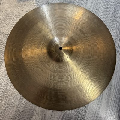 Sabian HH 19” Dark Crash 1595g 1890kr