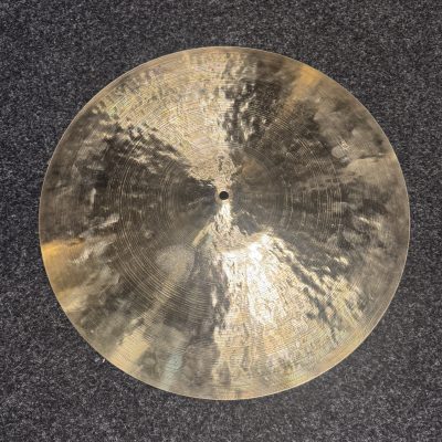 Funch 20” 1815g 4890kr